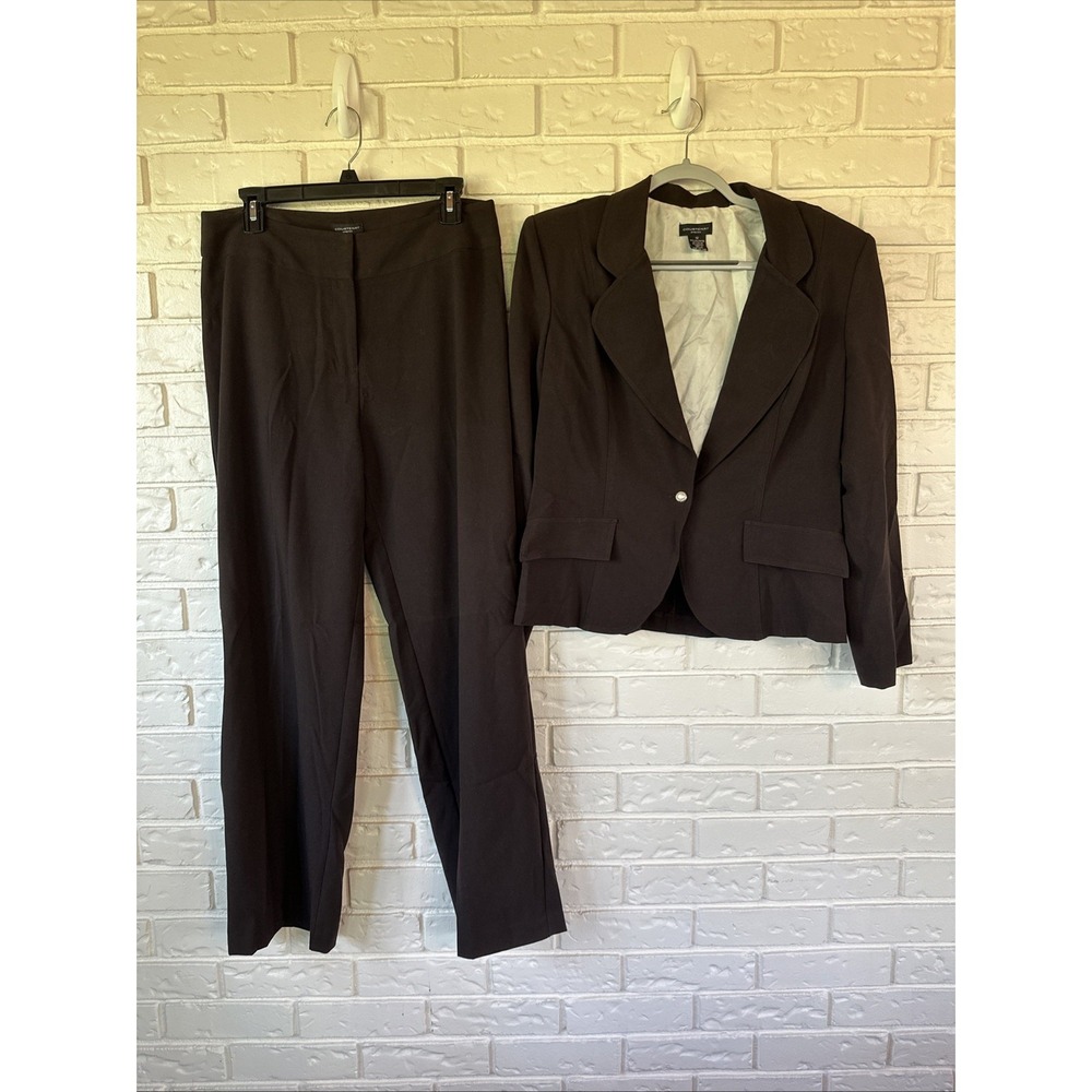 Courtenay Women's Pants Suit Size 12 Brown Career Wear Monica From Friends Vibe